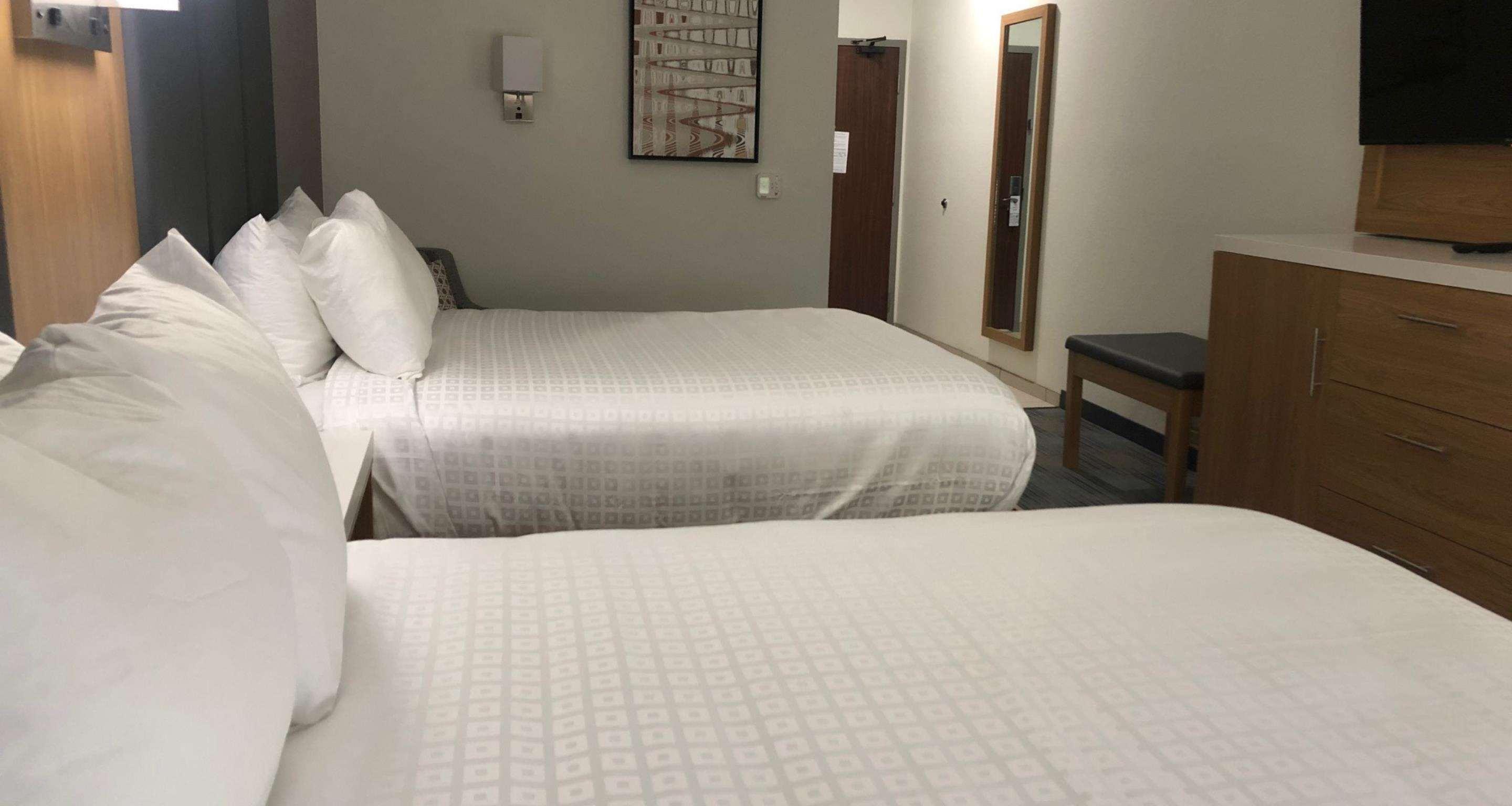 La Quinta Inn & Suites By Wyndham Coralville Iowa City Εξωτερικό φωτογραφία