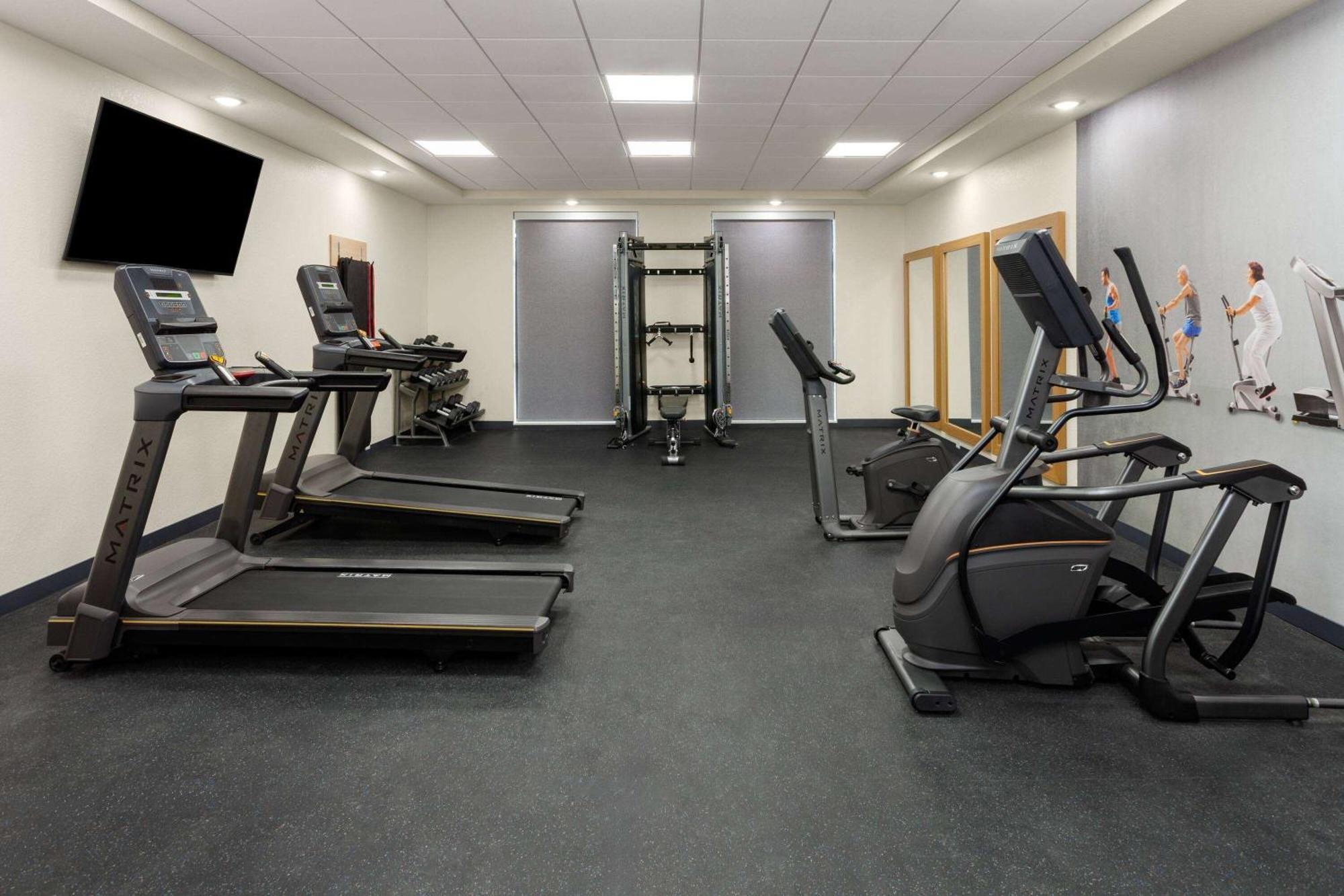 La Quinta Inn & Suites By Wyndham Coralville Iowa City Εξωτερικό φωτογραφία