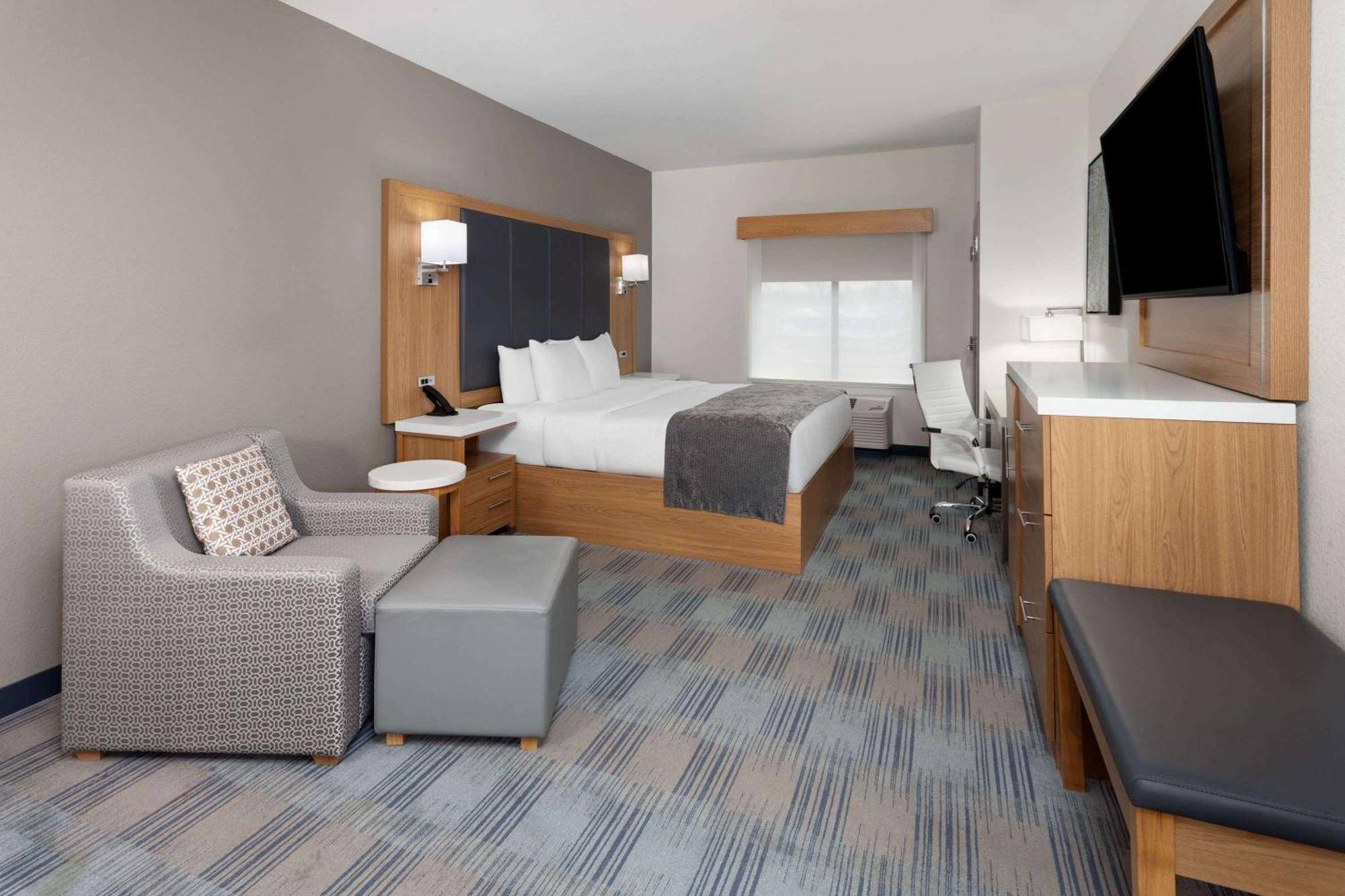 La Quinta Inn & Suites By Wyndham Coralville Iowa City Εξωτερικό φωτογραφία